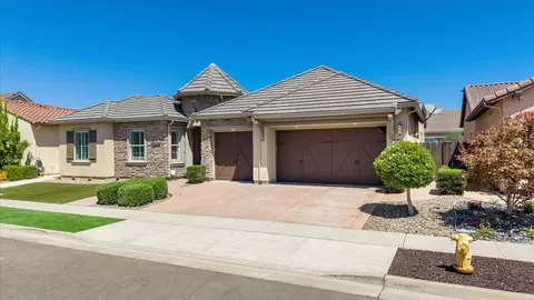 Exterior - 3045 Celebration, Lodi, CA 95242 photo 3 of 9