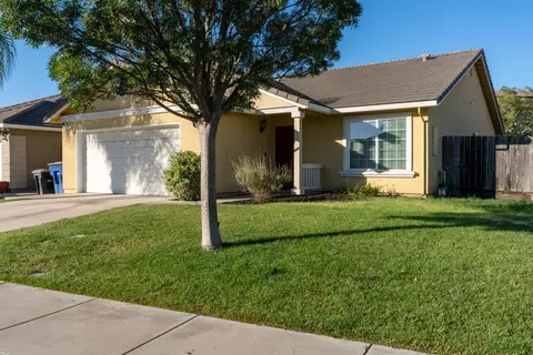 Exterior - 2835 N Drake Ave, Merced, CA 95348 photo 2 of 10