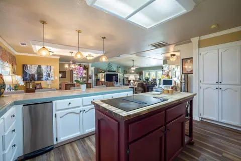 Kitchen - 24333 E Highway 26, Linden, CA 95236 photo 7 of 7