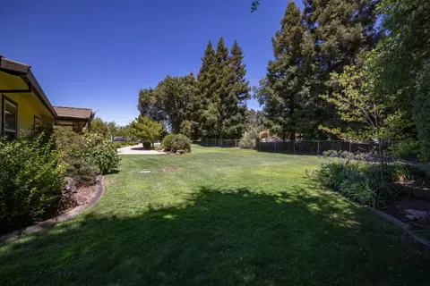 Exterior - 24333 E Highway 26, Linden, CA 95236 photo 10 of 38