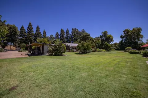 Exterior - 24333 E Highway 26, Linden, CA 95236 photo 30 of 38