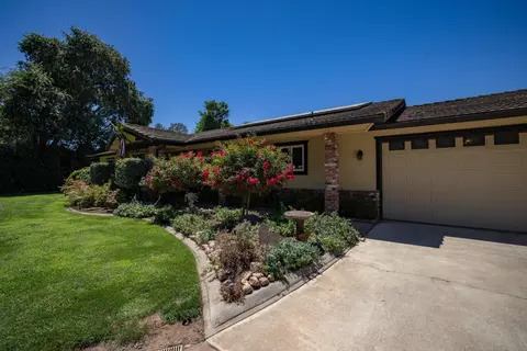 Exterior - 24333 E Highway 26, Linden, CA 95236 photo 3 of 38