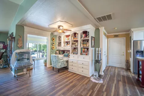 Entry Way - 24333 E Highway 26, Linden, CA 95236 photo 3 of 5