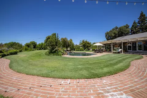 Exterior - 24333 E Highway 26, Linden, CA 95236 photo 29 of 38