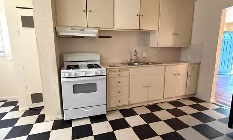Kitchen - 1820 Idalou Ave, Modesto, CA 95350 photo 1 of 1