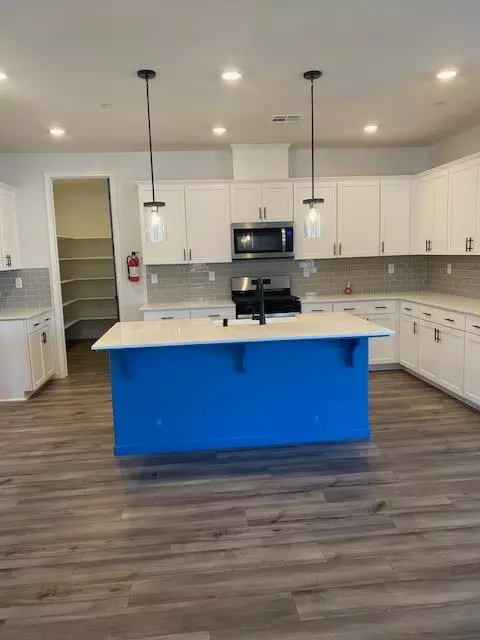 Kitchen - 605 Mansfield Dr, Patterson, CA 95363 photo 1 of 1