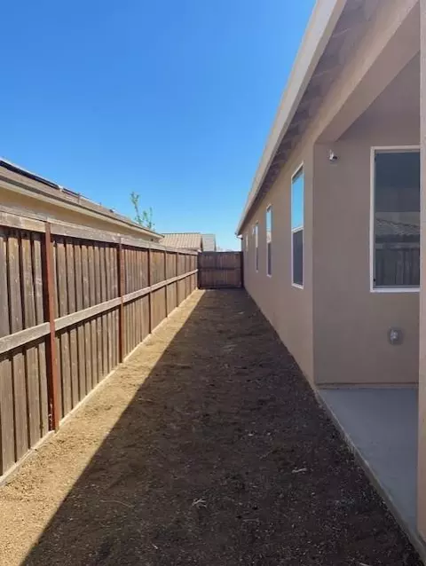 Exterior - 605 Mansfield Dr, Patterson, CA 95363 photo 3 of 3