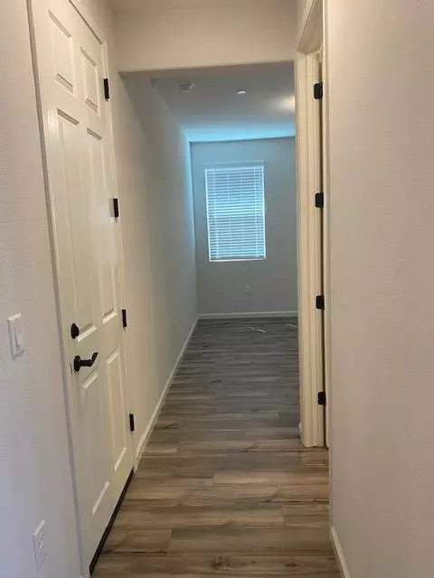 Entry Way - 605 Mansfield Dr, Patterson, CA 95363 photo 2 of 3