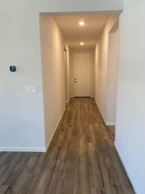 Entry Way - 605 Mansfield Dr, Patterson, CA 95363 photo 1 of 3