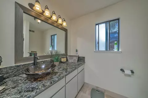 Bath - 2655 Mona Dr, Placerville, CA 95667 photo 5 of 6