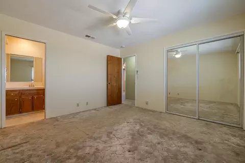 Bedroom - 14901 Pueblo Dr, Manteca, CA 95336 photo 5 of 5