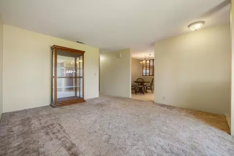 Living - 14901 Pueblo Dr, Manteca, CA 95336 photo 2 of 6