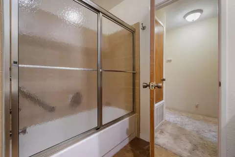Bath - 14901 Pueblo Dr, Manteca, CA 95336 photo 2 of 3