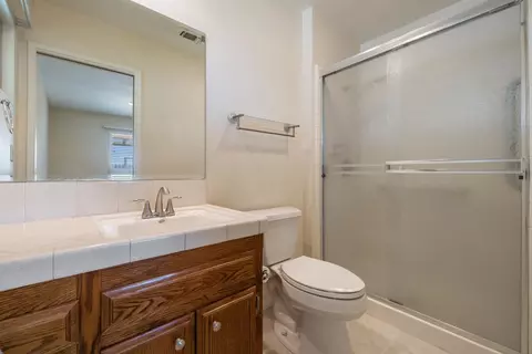 Bath - 14901 Pueblo Dr, Manteca, CA 95336 photo 3 of 3