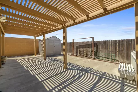 Exterior - 14901 Pueblo Dr, Manteca, CA 95336 photo 8 of 8