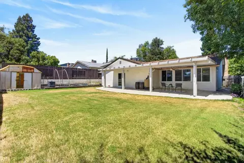 Exterior - 8358 Foxfire Dr, Orangevale, CA 95662 photo 2 of 3