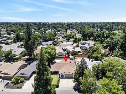 View/Area - 8358 Foxfire Dr, Orangevale, CA 95662 photo 2 of 4