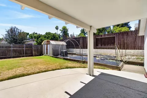 Exterior - 8358 Foxfire Dr, Orangevale, CA 95662 photo 3 of 3