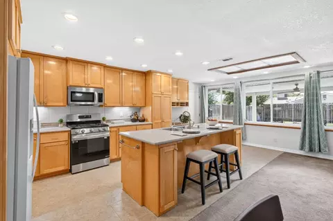 Kitchen - 8358 Foxfire Dr, Orangevale, CA 95662 photo 1 of 10