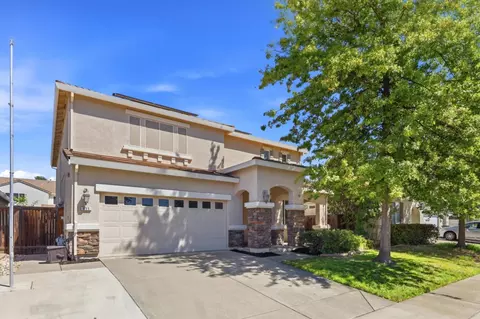 611 Tara Bella Dr, Lincoln, CA 95648