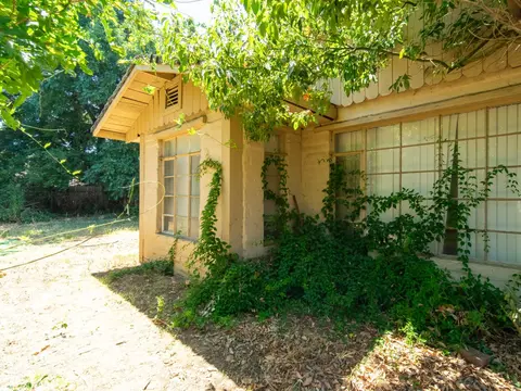 Exterior - 5212 Cypress Ave, Carmichael, CA 95608 photo 3 of 20