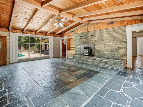 Living - 5212 Cypress Ave, Carmichael, CA 95608 photo 2 of 5