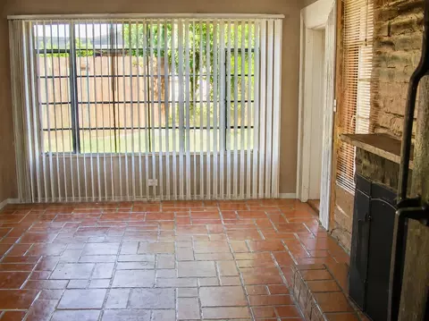 Living - 5212 Cypress Ave, Carmichael, CA 95608 photo 5 of 5
