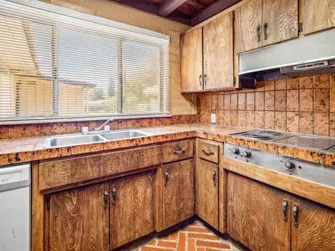 Kitchen - 5212 Cypress Ave, Carmichael, CA 95608 photo 1 of 4