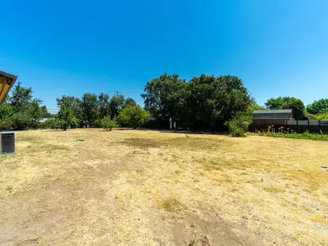Exterior - 5212 Cypress Ave, Carmichael, CA 95608 photo 12 of 20