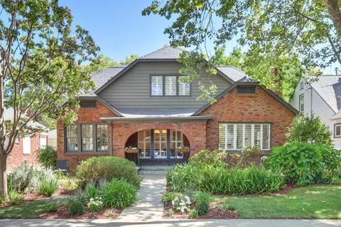 2516 7th Ave, Sacramento, CA 95818