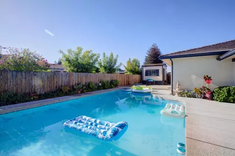 Exterior - 8322 Winfield Dr, Hilmar, CA 95324 photo 2 of 8