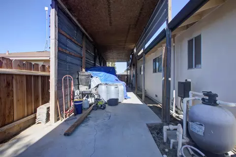 Exterior - 8322 Winfield Dr, Hilmar, CA 95324 photo 7 of 8