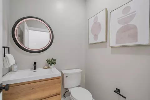 Bath - 38075 Stenhammer Dr, Fremont, CA 94536 photo 5 of 5
