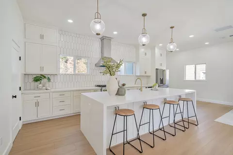 38075 Stenhammer Dr, Fremont, CA 94536