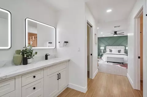 Bath - 38075 Stenhammer Dr, Fremont, CA 94536 photo 3 of 5