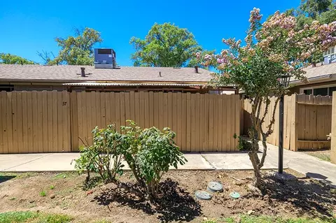 Exterior - 617 W Granger Ave #37, Modesto, CA 95350 photo 5 of 7