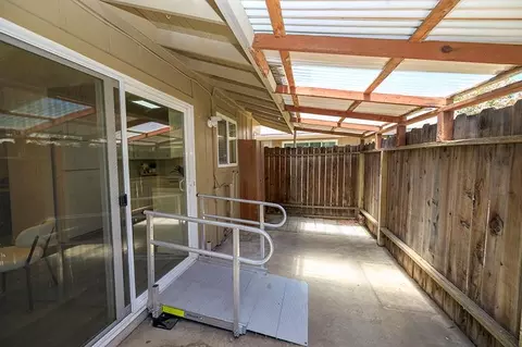 Exterior - 617 W Granger Ave #37, Modesto, CA 95350 photo 4 of 7