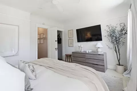 Bedroom - 326 W 9th St, Tracy, CA 95376 photo 4 of 4