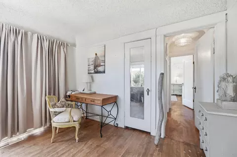 Entry Way - 326 W 9th St, Tracy, CA 95376 photo 2 of 2
