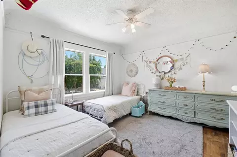 Bedroom - 326 W 9th St, Tracy, CA 95376 photo 1 of 4