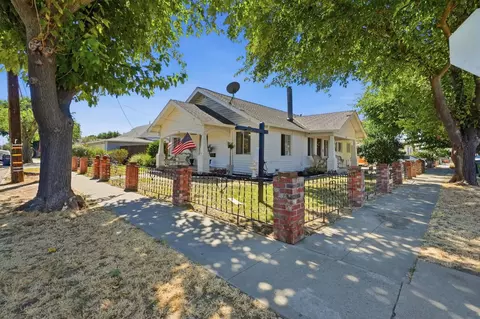 Exterior - 326 W 9th St, Tracy, CA 95376 photo 3 of 16