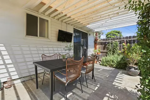 Exterior - 326 W 9th St, Tracy, CA 95376 photo 10 of 16