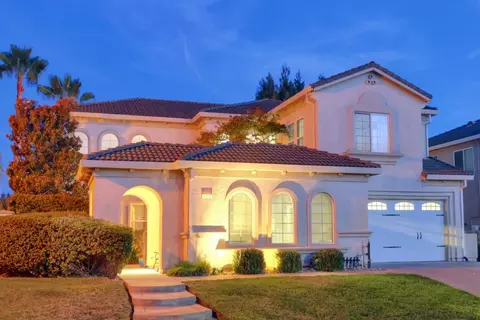 10216 Sorenstam Dr, Sacramento, CA 95829