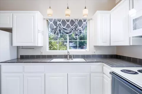 Kitchen - 936 Spring St, Placerville, CA 95667 photo 1 of 2