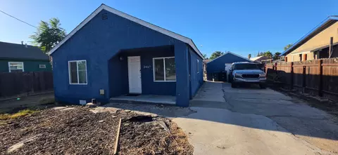Exterior - 2017 Donald St, Modesto, CA 95351 photo 2 of 5