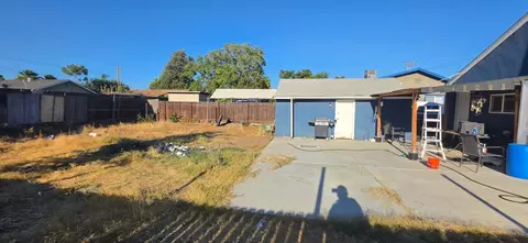 Exterior - 2017 Donald St, Modesto, CA 95351 photo 4 of 5