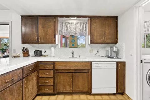 Kitchen - 1820 Heather Hill Rd, Placerville, CA 95667 photo 2 of 4