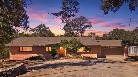 Exterior - 1820 Heather Hill Rd, Placerville, CA 95667 photo 3 of 10