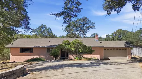 Exterior - 1820 Heather Hill Rd, Placerville, CA 95667 photo 2 of 10