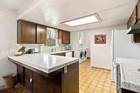 Kitchen - 1820 Heather Hill Rd, Placerville, CA 95667 photo 1 of 4